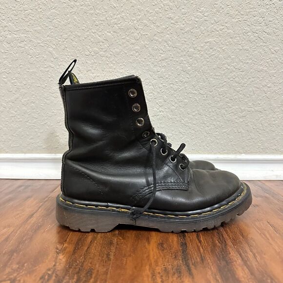 DR. MARTENS 1460 Pascal Smooth Leather Combat Boots in Black UK MADE Kids - Picture 1 of 13